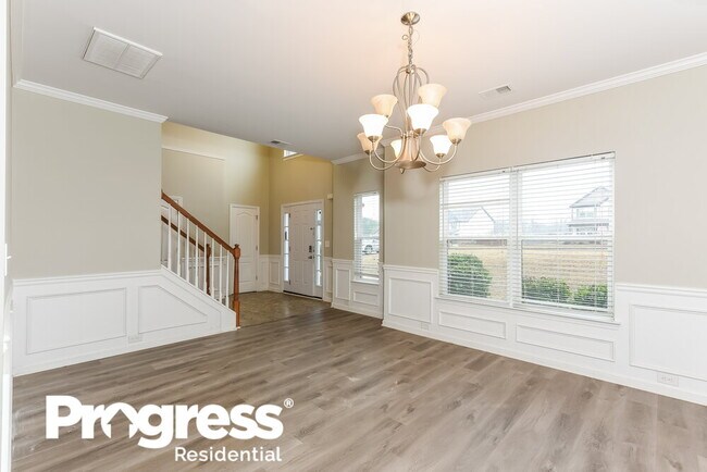 Building Photo - 511 Trousseau Ln