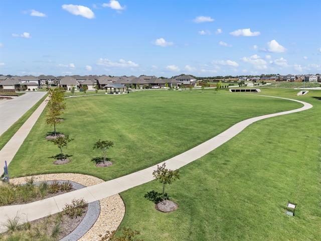 Building Photo - 1216 W Yarrow Ave