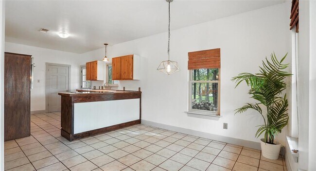 Building Photo - 13918 Hummingbird Ln