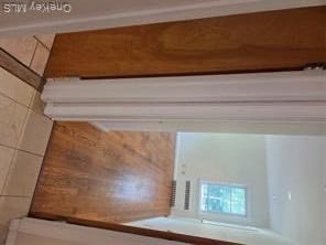 Building Photo - 173 Underhill St