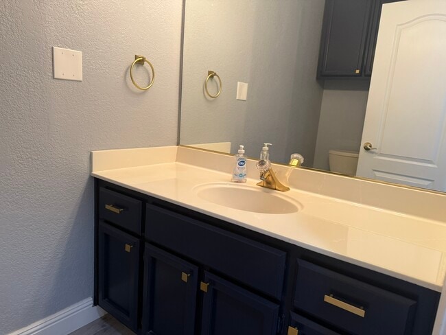 Building Photo - 9131 Brienne Way