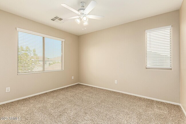 Building Photo - 1692 S Parkcrest Ct