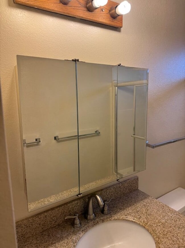 Building Photo - Rental in Northwest Reno!