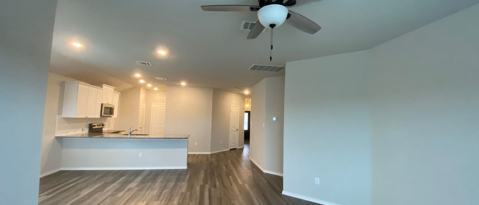 Building Photo - 10410 Waverunner-