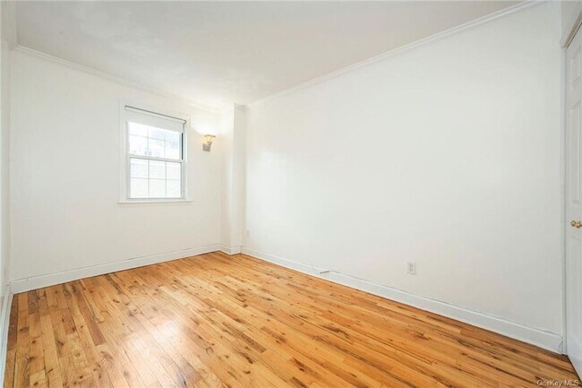 Building Photo - 130 Texas Ave