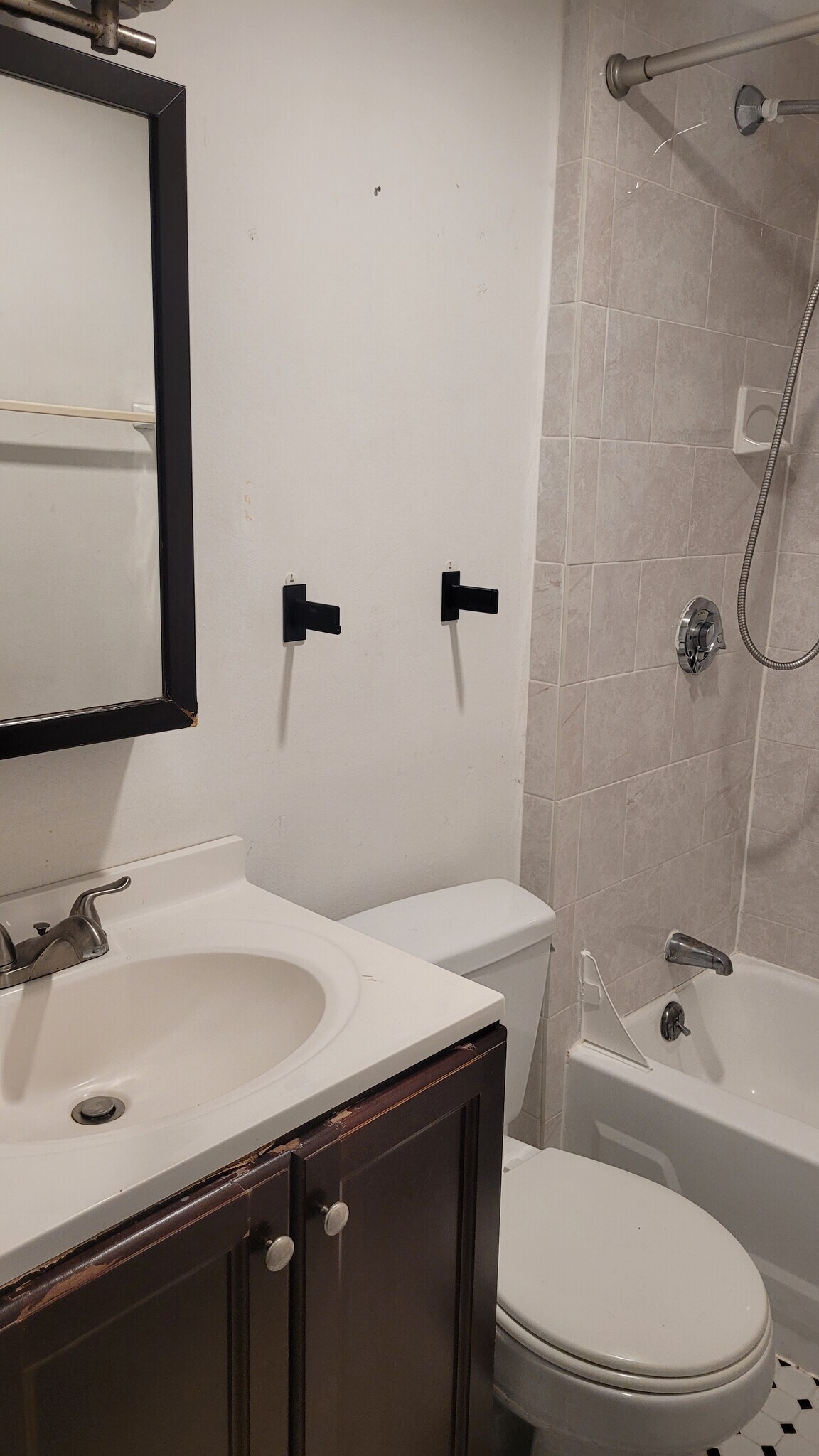 Lower level full bath - 881 Broadway