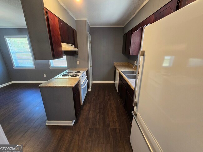 Building Photo - 408 S Orange Edwards Blvd