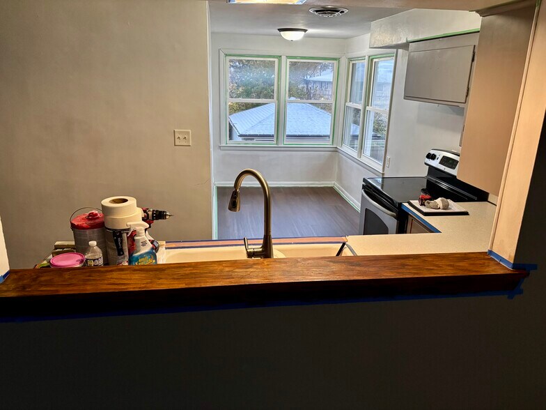 Building Photo - 4245 N 90th Ct