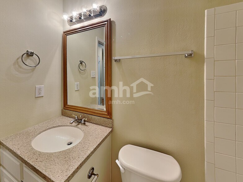Building Photo - 10278 Brushfield Ln