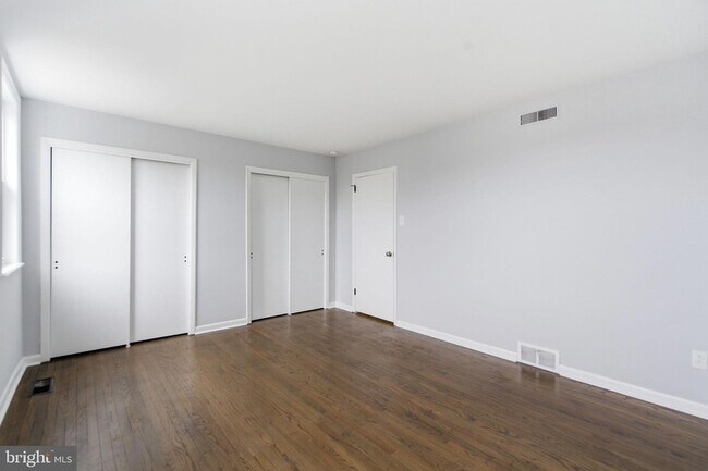 Building Photo - 2816 Woodbridge Rd