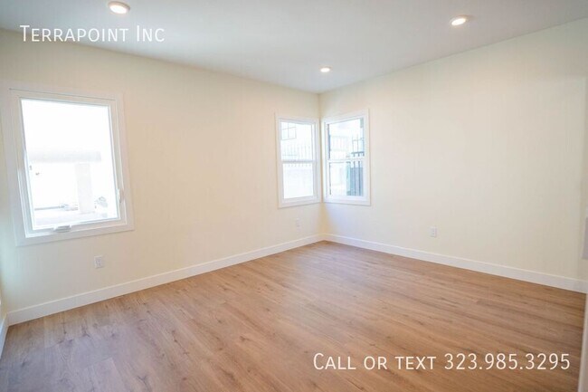 Building Photo - 1038 Westmoreland Ave