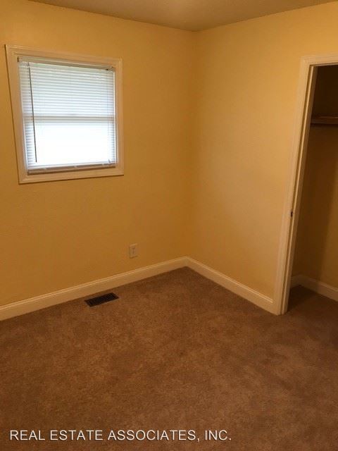 Building Photo - 3 br, 1 bath House - 1312 Bacon Street
