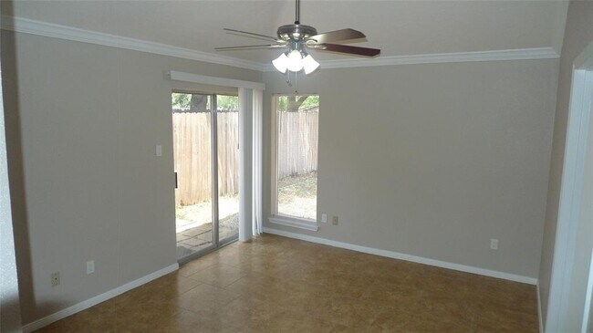 Building Photo - 7772 Park Falls Dr