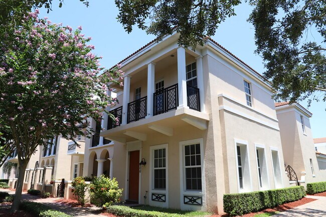 Building Photo - 806 NW 82nd Pl