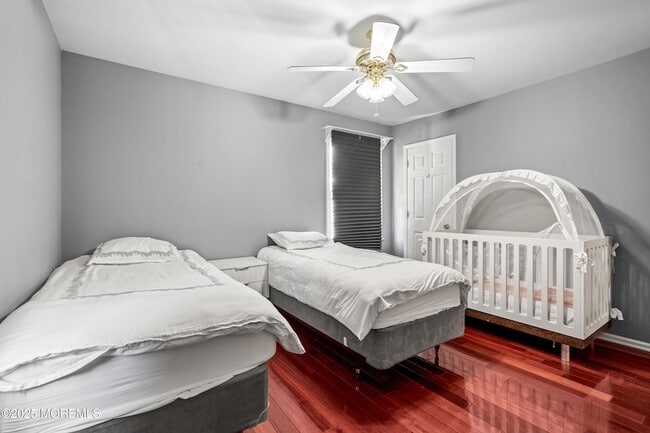 Building Photo - 7 Linden Ave