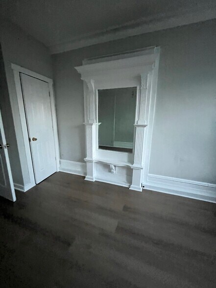 Building Photo - 262 Elmwood Ave