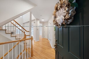 Building Photo - 64 Henning Ter