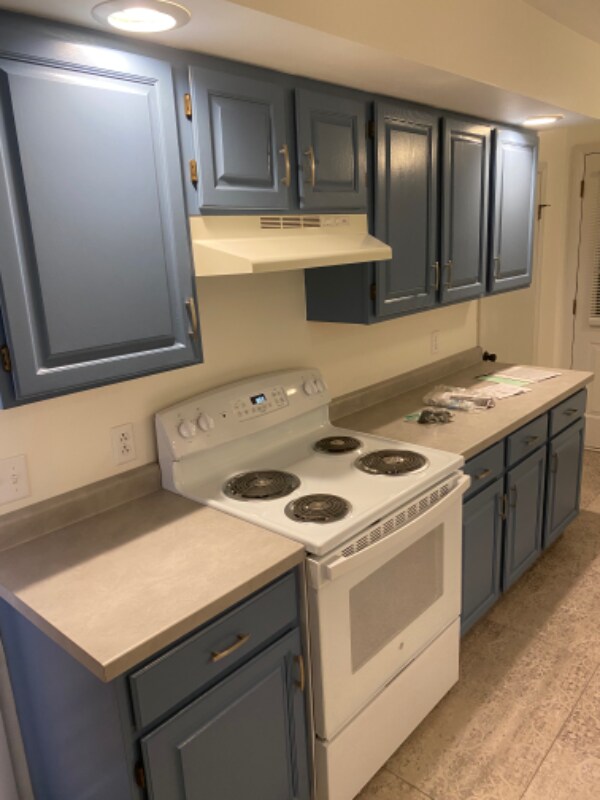 Building Photo - 902 Townline Rd