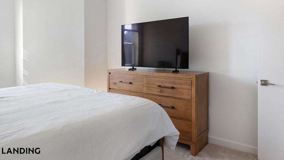 Building Photo - 2110 Birkhall St