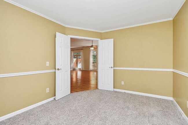 Building Photo - Beautiful 4/3 Home for Rent