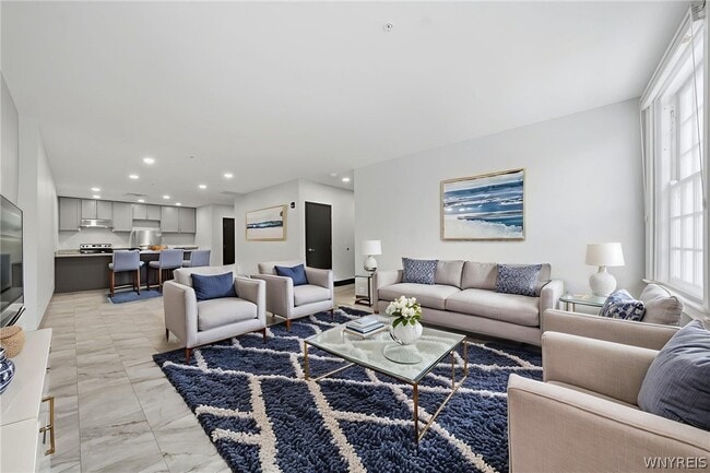 Building Photo - 40 North St