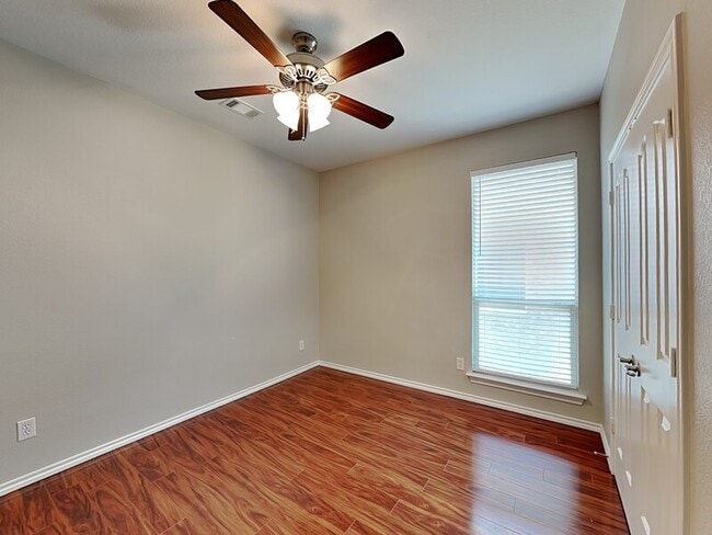 Building Photo - 6204 Kristen Dr