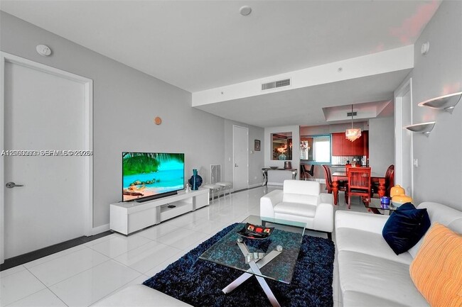 Building Photo - 18101 Collins Ave
