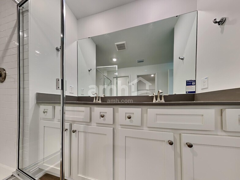 Building Photo - 175 Anthurium Dr