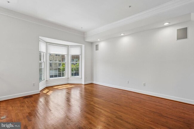 Building Photo - 417 Winding Rose Dr