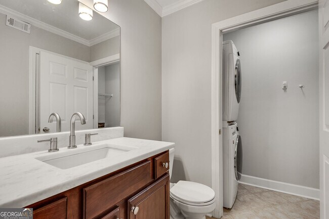 Building Photo - 58 Mt Vernon Cir