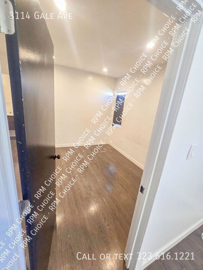 Building Photo - 3114 Gale Ave