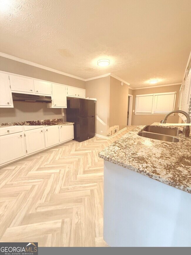 Building Photo - 1397 Jewell Ct