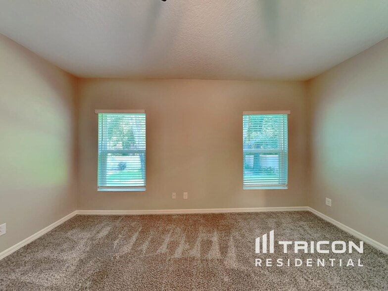 Building Photo - 34633 Salerno Cir