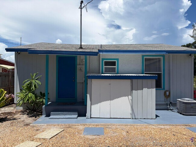 Building Photo - 3578 N Old Dixie Hwy