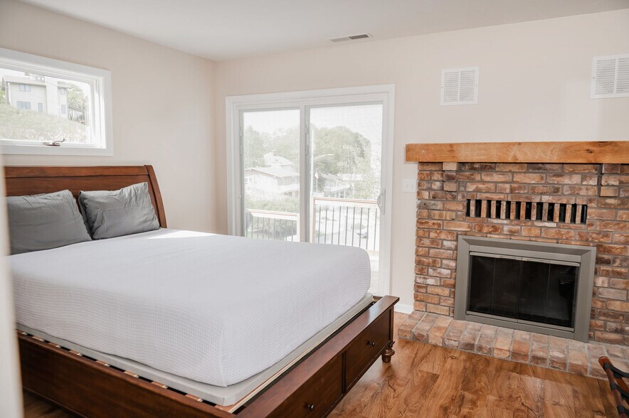 Building Photo - 150 Prospect St