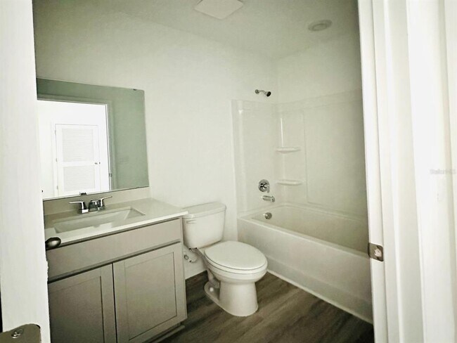 Building Photo - 1335 Tallowwood Ln