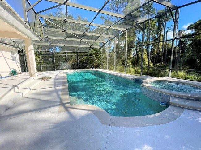 Building Photo - Keenes Point - Windermere