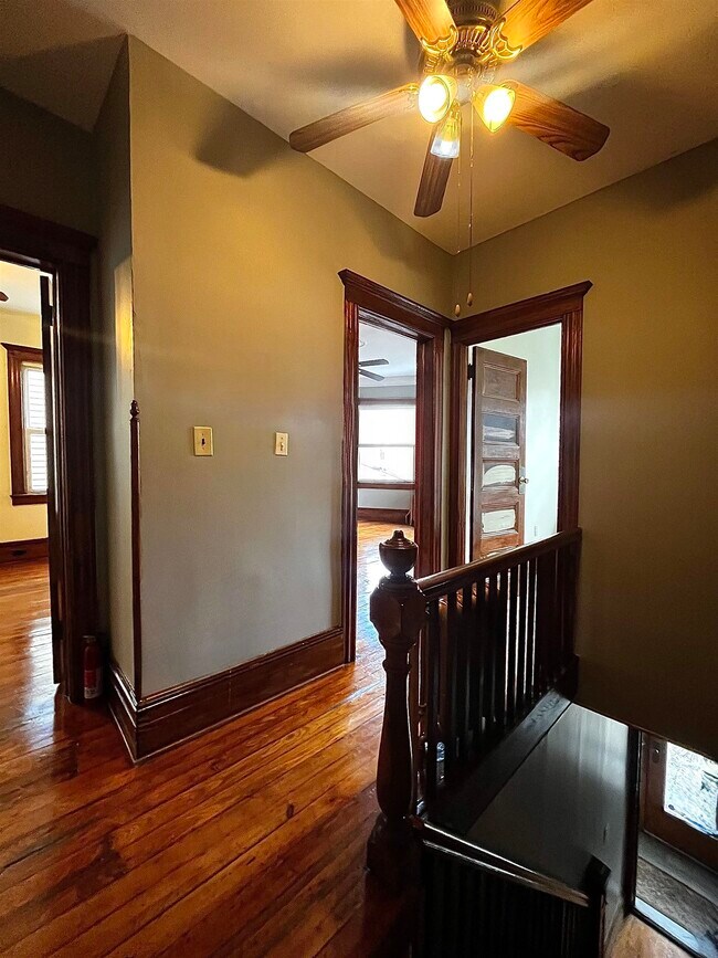 Building Photo - 135 Sherman Pl