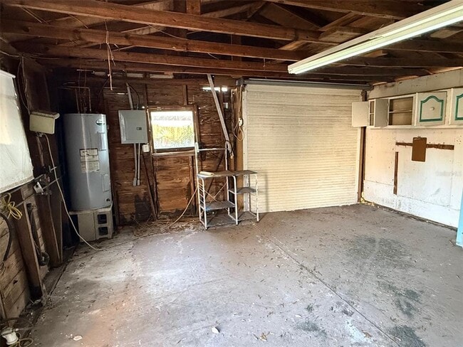 Building Photo - 1908 20th Ave N