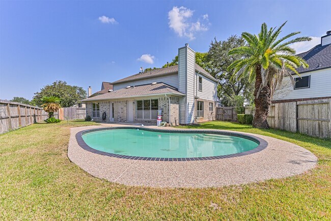 Building Photo - 4014 Ivywood Dr