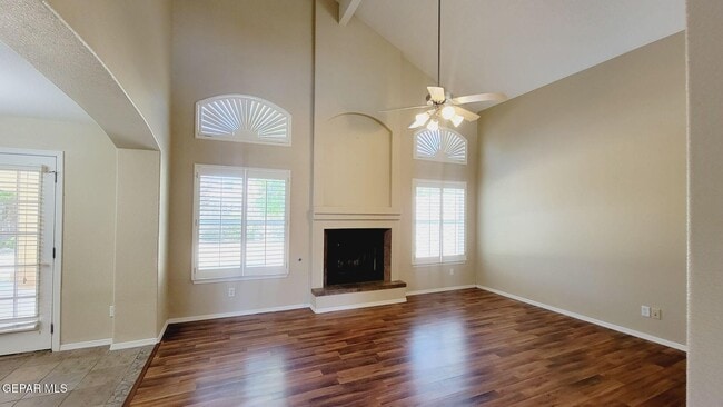 Building Photo - 6329 Franklin Ridge Dr