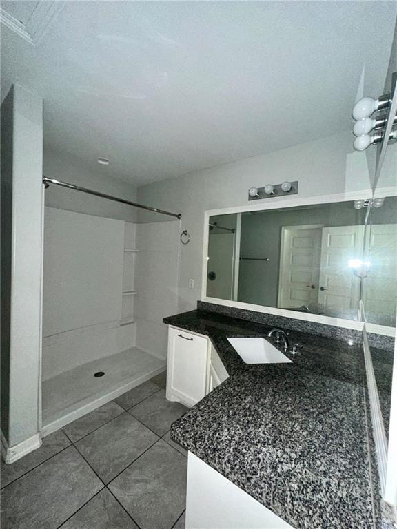 Building Photo - 16 Teak Dr