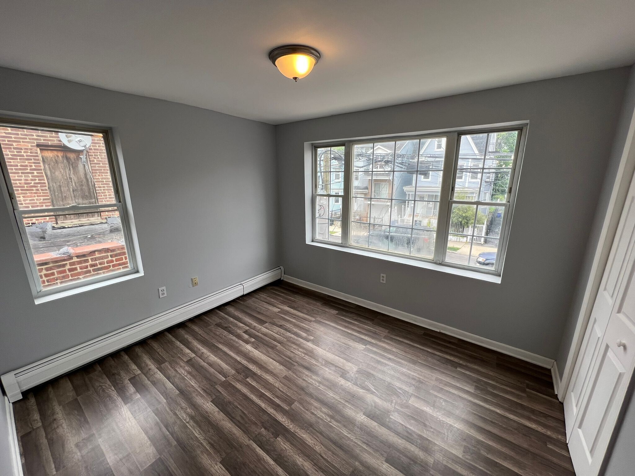 Building Photo - 345 Sanford Ave