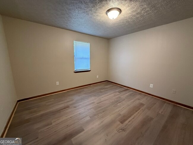 Building Photo - 101 Cooper Springs Ct