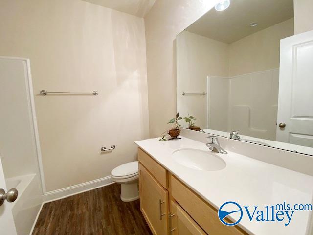 Building Photo - 110 Pointe Haven Ct