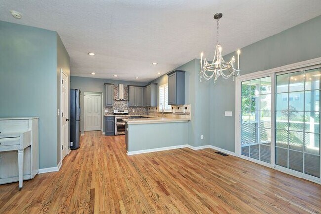 Building Photo - Stunning 6 Bed 3.5 Bath Carmel Home With Finished Basement an Fenced Yard!