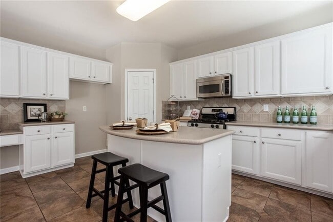 Building Photo - 3810 Cabalzar Ln