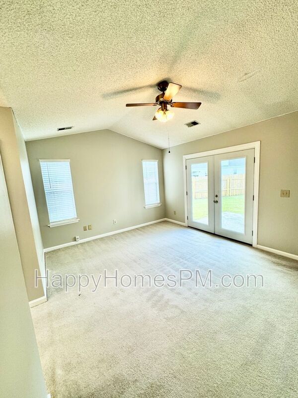 Building Photo - 8693 Blackshear Ct