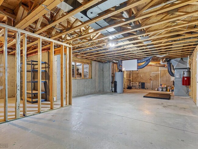 Building Photo - 3577 Woodbury Ct S
