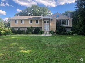 Building Photo - 103 Sherburn Cir
